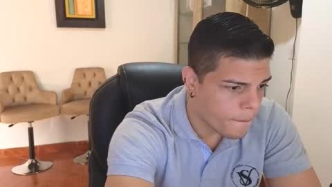 Snapshot of anndyhardy11 chatting on October 2025 08:06:02 PM Anndy Hardy online show from October 2025 08:06:02 PM