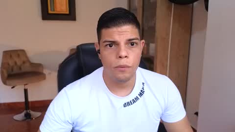 Snapshot of anndyhardy11 chatting on October 2025 09:02:02 PM Anndy Hardy online show from October 2025 09:02:02 PM