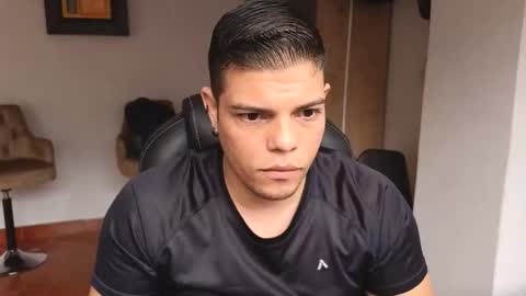 Snapshot of anndyhardy11 chatting on October 2025 06:56:01 PM Anndy Hardy online show from October 2025 06:56:01 PM