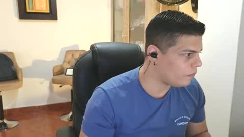 Snapshot of anndyhardy11 chatting on October 2025 10:01:01 PM Anndy Hardy online show from October 2025 10:01:01 PM