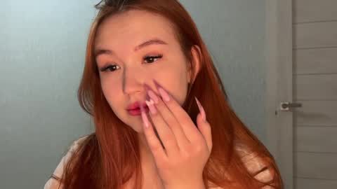 Snapshot of anne_blossomm chatting on January 2026 12:21:01 PM anne_blossomm online show from January 2026 12:21:01 PM