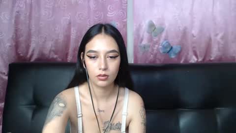Snapshot of anne_jm chatting on December 2024 05:59:02 AM Anne online show from December 2024 05:59:02 AM