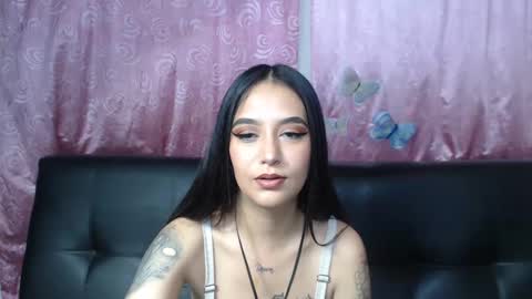 Snapshot of anne_jm chatting on December 2024 03:04:01 AM Anne online show from December 2024 03:04:01 AM