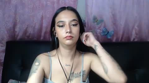 Snapshot of anne_jm chatting on December 2024 06:01:02 AM Anne online show from December 2024 06:01:02 AM