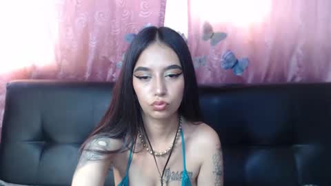 Snapshot of anne_jm chatting on December 2024 10:00:02 PM Anne online show from December 2024 10:00:02 PM