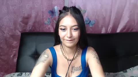 Snapshot of anne_jm chatting on January 2025 03:39:02 AM Anne online show from January 2025 03:39:02 AM