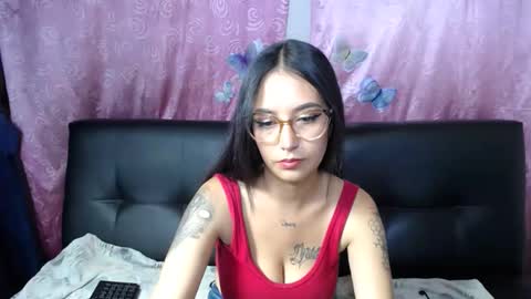 Snapshot of anne_jm chatting on January 2025 02:37:02 AM Anne online show from January 2025 02:37:02 AM