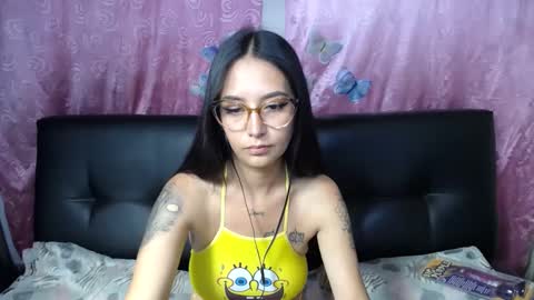 Snapshot of anne_jm chatting on January 2025 04:09:01 AM Anne online show from January 2025 04:09:01 AM