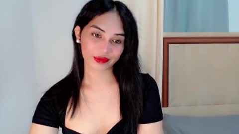 Snapshot of anne_levine chatting on October 2025 09:39:01 AM SWEET ANNE online show from October 2025 09:39:01 AM