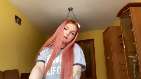 Kira online show from March 2026 10:04:02 AM