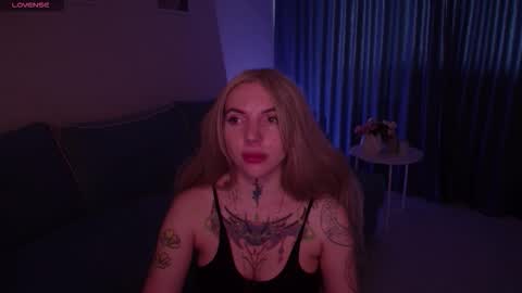 Snapshot of annetenet chatting on September 2025 07:01:01 AM Annet online show from September 2025 07:01:01 AM