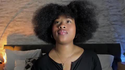 Anneth online show from November 2025 07:39:02 PM