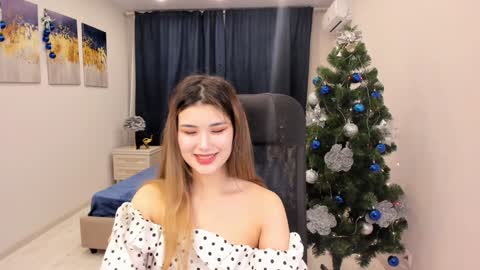 Snapshot of annetli chatting on December 2024 06:42:02 AM annetli online show from December 2024 06:42:02 AM