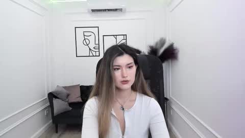 Snapshot of annetli chatting on September 2025 03:32:02 AM annetli online show from September 2025 03:32:02 AM