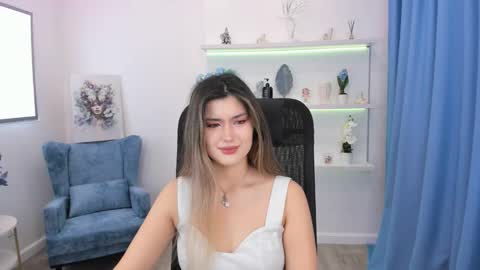 Snapshot of annetli chatting on September 2025 03:22:01 AM annetli online show from September 2025 03:22:01 AM
