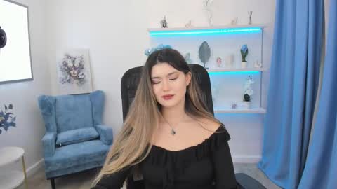 Snapshot of annetli chatting on October 2025 07:12:01 PM annetli online show from October 2025 07:12:01 PM