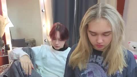 Anni online show from February 2026 05:01:02 AM