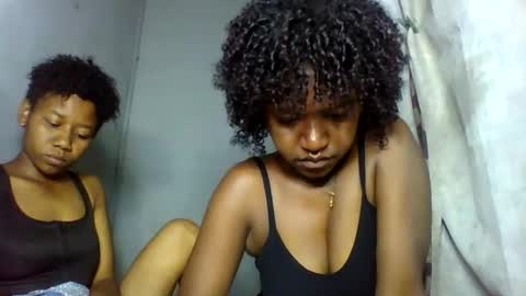 annick98 online show from February 2026 06:37:02 PM