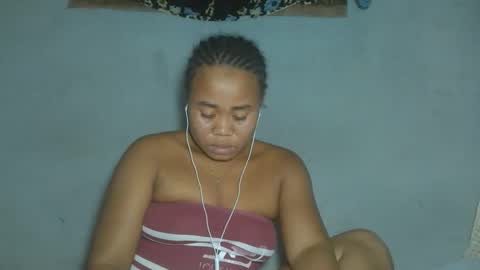 Snapshot of annick98 chatting on April 2026 07:29:02 PM annick98 online show from April 2026 07:29:02 PM
