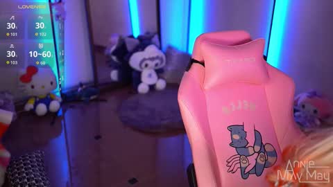 Annie May   online show from November 2025 10:15:01 AM