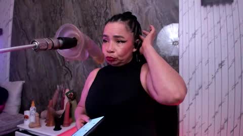 annie_wigg_ online show from January 2026 03:11:02 AM