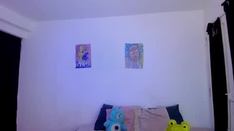 AnnieBlu3 online show from December 2024 12:33:02 PM