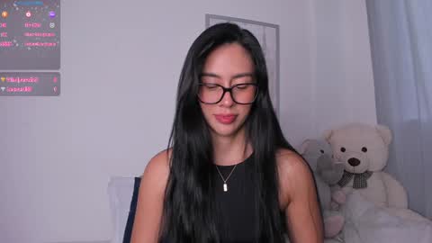 Annie  online show from January 2025 10:44:01 PM