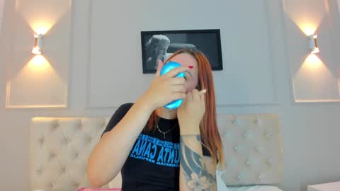 Annie online show from December 2024 12:41:01 PM