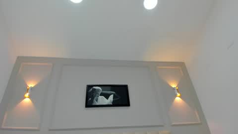 Annie online show from December 2024 10:58:02 AM