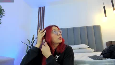 Annie online show from November 2025 11:54:02 AM