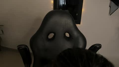 Snapshot of annikamerliahh_ chatting on February 2026 01:16:01 PM Annika online show from February 2026 01:16:01 PM