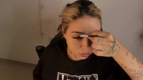 Snapshot of annikamerliahh_ chatting on February 2026 12:47:02 PM Annika online show from February 2026 12:47:02 PM