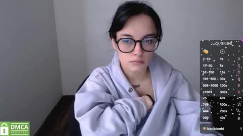 Gaby 3 online show from November 2025 07:45:01 PM