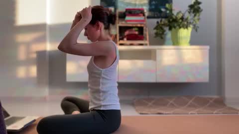 Snapshot of anntics_ chatting on September 2025 02:54:02 AM N  antics online show from September 2025 02:54:02 AM