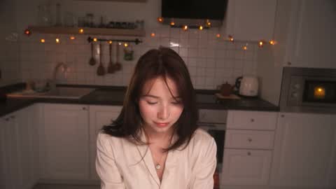 Snapshot of anntics_ chatting on October 2025 04:09:02 PM N  antics online show from October 2025 04:09:02 PM