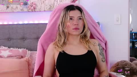 Antonella Lee online show from April 2026 03:39:02 PM