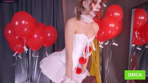 Annuetta online show from October 2025 03:46:02 PM