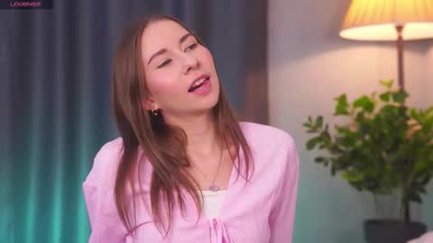 Annuetta online show from December 2025 07:39:01 AM