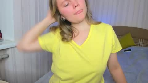 anny_love_you online show from October 2025 10:00:02 PM