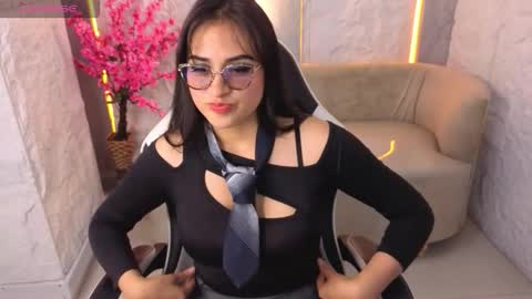 Snapshot of anny_star_tx chatting on November 2025 08:08:01 PM Live 1500am 2100pm COLOMBIAN HOUR online show from November 2025 08:08:01 PM