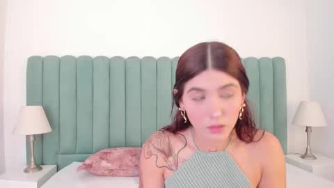 Snapshot of annybombastic chatting on February 2026 05:39:02 PM Anny online show from February 2026 05:39:02 PM