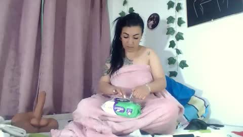    online show from October 2025 02:48:01 PM
