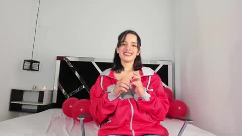 Anny online show from February 2025 08:25:01 PM