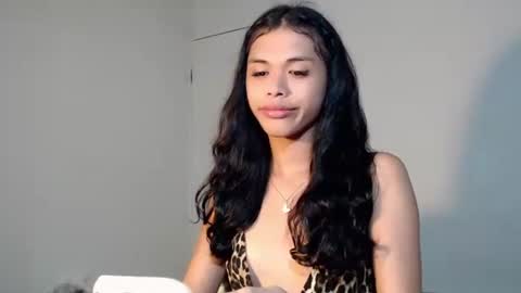 anok_yaii online show from December 2025 05:29:01 PM
