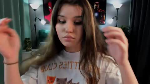 Anora online show from November 2025 12:43:01 AM