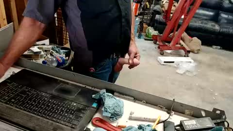 Snapshot of anotherbaldy chatting on October 2025 06:16:02 PM anotherbaldy online show from October 2025 06:16:02 PM