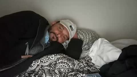 Lower chakra online show from November 2025 06:40:01 PM