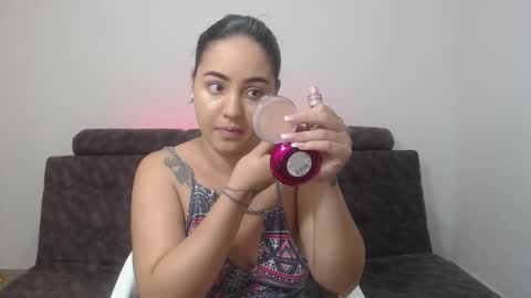 Snapshot of anthonela_queen chatting on February 2025 11:53:01 AM Anthonela Queen online show from February 2025 11:53:01 AM