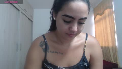 Snapshot of anthonela_queen chatting on October 2025 12:14:02 PM Anthonela Queen online show from October 2025 12:14:02 PM
