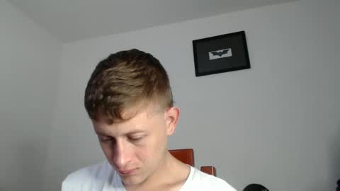 Snapshot of anthonnymorrison chatting on December 2024 05:15:02 PM leon online show from December 2024 05:15:02 PM